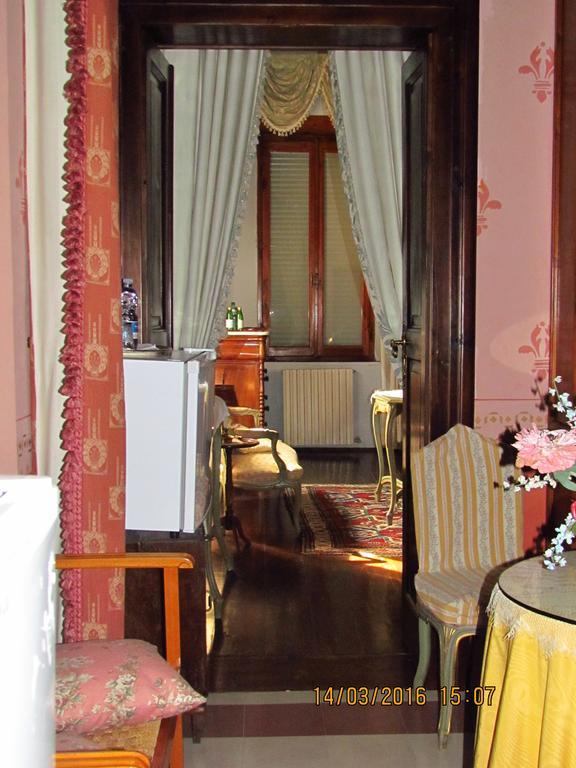 Villa Maria Bed & Breakfast, Corridonia, Marche Buitenkant foto
